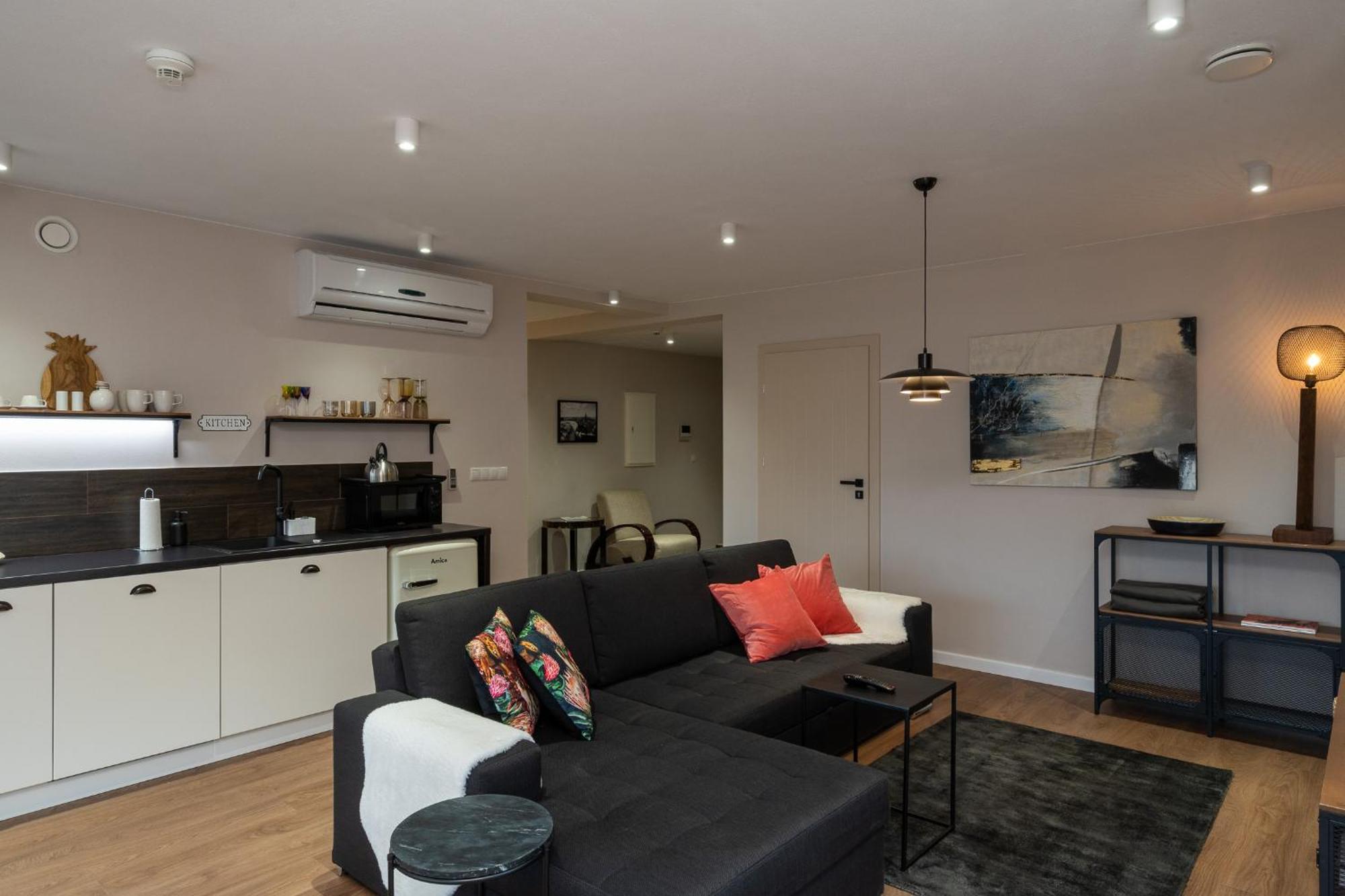 Zaka Apartments كراكوفيا المظهر الخارجي الصورة